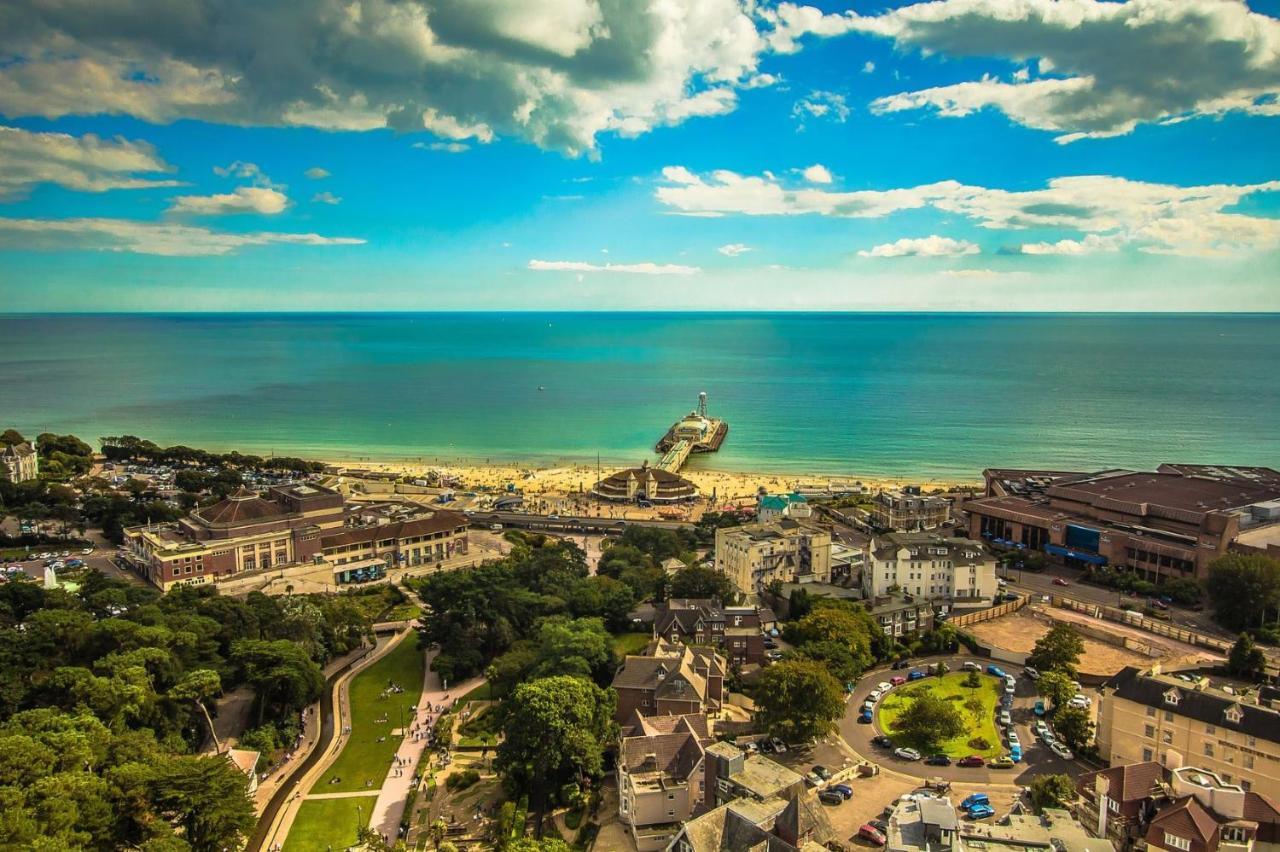 Bournemouth Beachfront Retreat 3 Bedroom 3 Bathroom Seaside B&B With Free Parking Kültér fotó