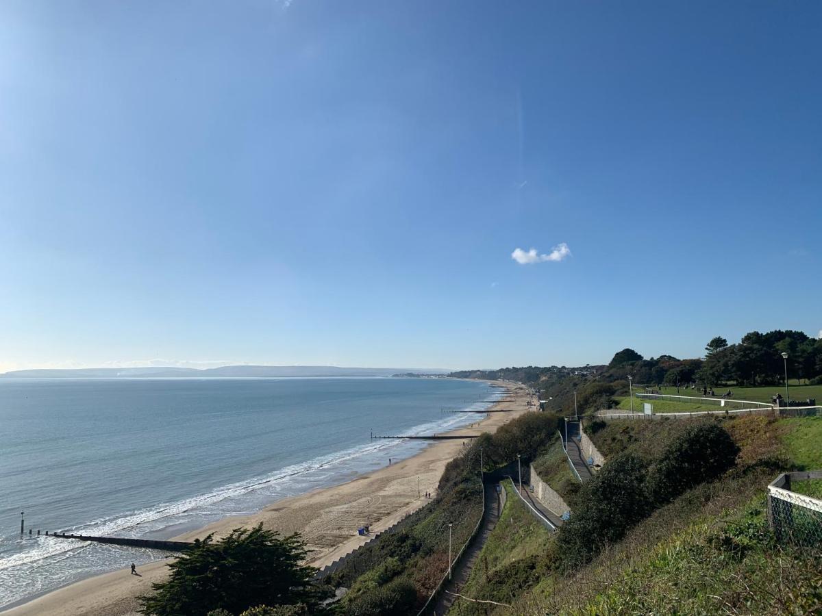 Bournemouth Beachfront Retreat 3 Bedroom 3 Bathroom Seaside B&B With Free Parking Kültér fotó